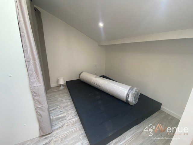 APPARTEMENT T1 - ST ETIENNE PLACE DU PEUPLE/HYPER CENTRE - 34.12 m2 - LOUÉ