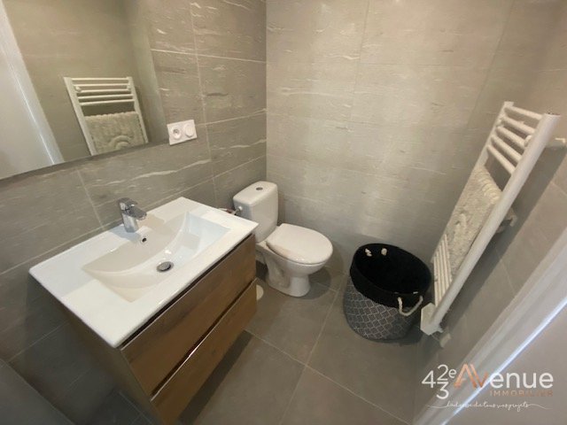 APPARTEMENT T1 - ST ETIENNE PLACE DU PEUPLE/HYPER CENTRE - 34.12 m2 - LOUÉ