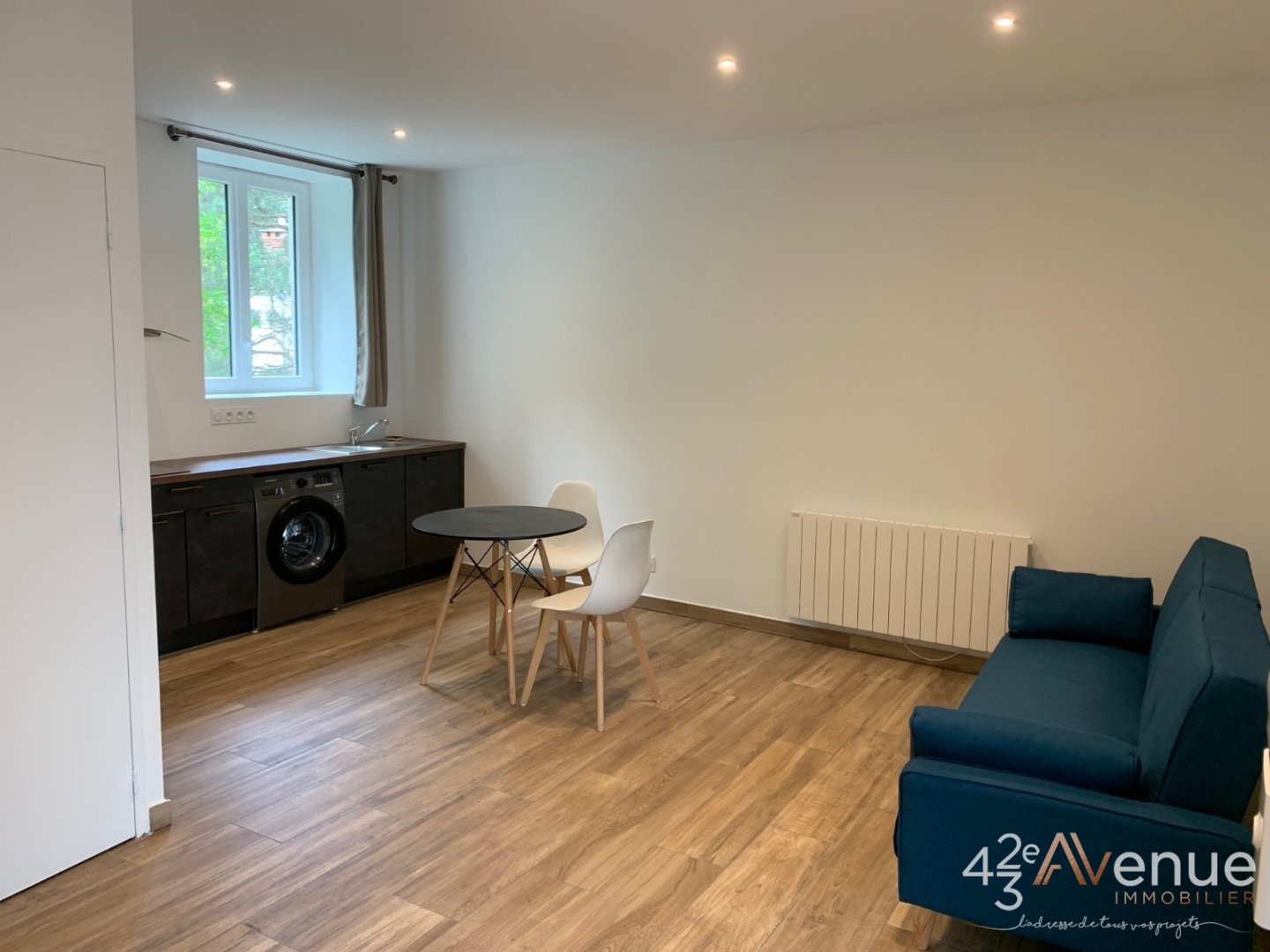 Studio Semi-Meubl� A LOUER - ST ETIENNE Quartier Albert Thomas/Ursules - 25.87 m2 - 452�&euro; charges comprises par mois