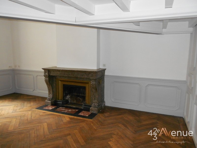 APPARTEMENT T1 A LOUER - ST ETIENNE Quartier Libération/Fourneyron/Dorian - 45.65 m2 - 417 &euro; charges comprises par mois