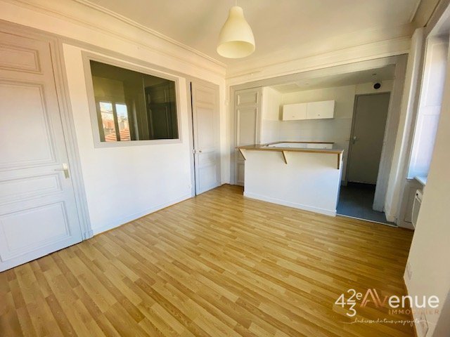 APPARTEMENT T1 A LOUER - ST ETIENNE REPUBLIQUE/FOURNEYRON/DORIAN - 34.32 m2 - 420 &euro; charges comprises par mois