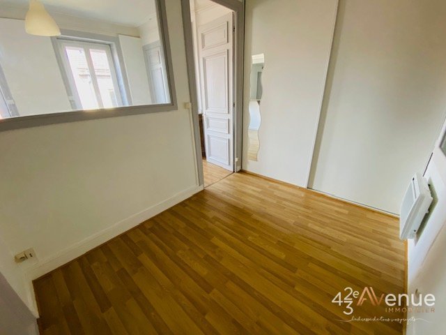 APPARTEMENT T1 A LOUER - ST ETIENNE REPUBLIQUE/FOURNEYRON/DORIAN - 34.32 m2 - 420 &euro; charges comprises par mois