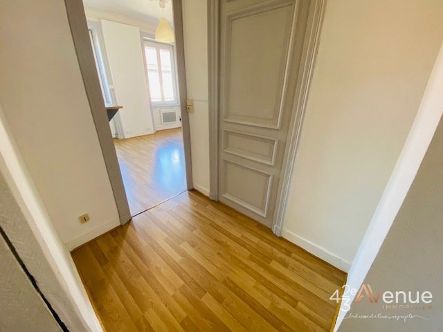 APPARTEMENT T1 A LOUER - ST ETIENNE REPUBLIQUE/FOURNEYRON/DORIAN - 34.32 m2 - 420 &euro; charges comprises par mois