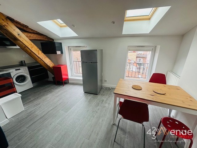 APPARTEMENT T1 - ST ETIENNE Chteaucreux/Centre Commercial Steel - 31.89 m2 - LOUÉ