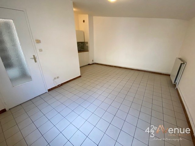 APPARTEMENT T1 - ST ETIENNE TREFILERIE/CENTRE DEUX - 49.1 m2 - LOUÉ