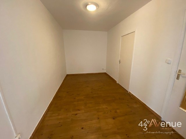 APPARTEMENT T1 - ST ETIENNE TREFILERIE/CENTRE DEUX - 49.1 m2 - LOUÉ