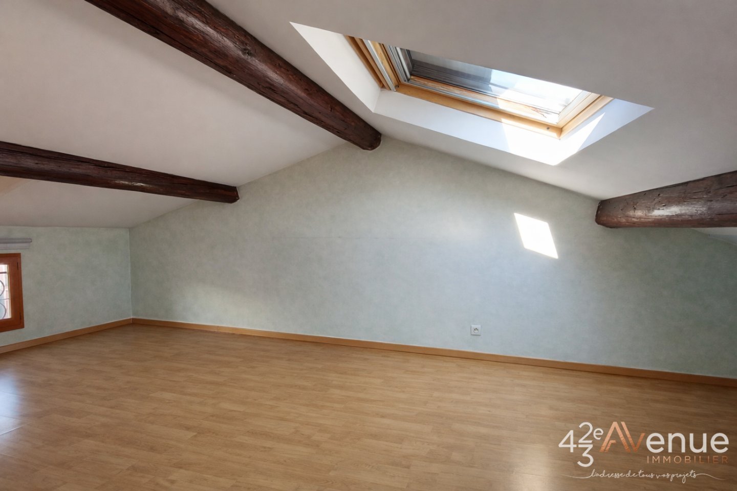 T1 BIS A VENDRE - RIVE DE GIER - 24 m2 - 48�500�&euro;