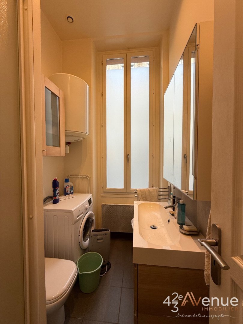 Studio bis avec mezzanine avec parking A VENDRE - ST ETIENNE FACULTE   CENTRE DEUX - 22.13 m2 - 52�000�&euro;