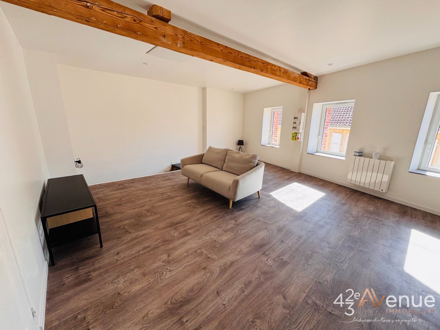 Appartement T2 entièrement rénové A LOUER - BAS EN BASSET - 44.68 m2 - 490 &euro; charges comprises par mois