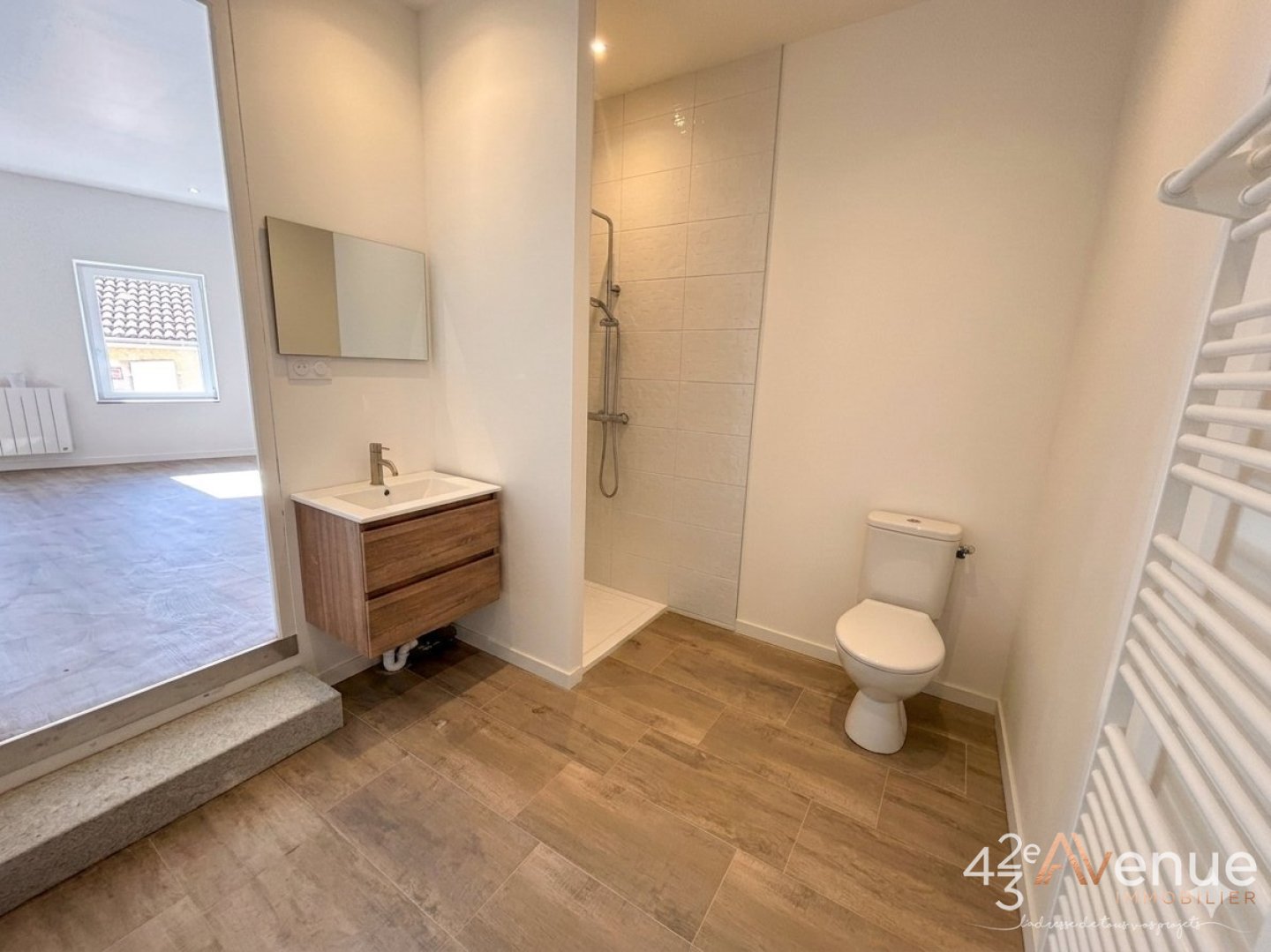Appartement T2 entièrement rénové A LOUER - BAS EN BASSET - 44.68 m2 - 490 &euro; charges comprises par mois