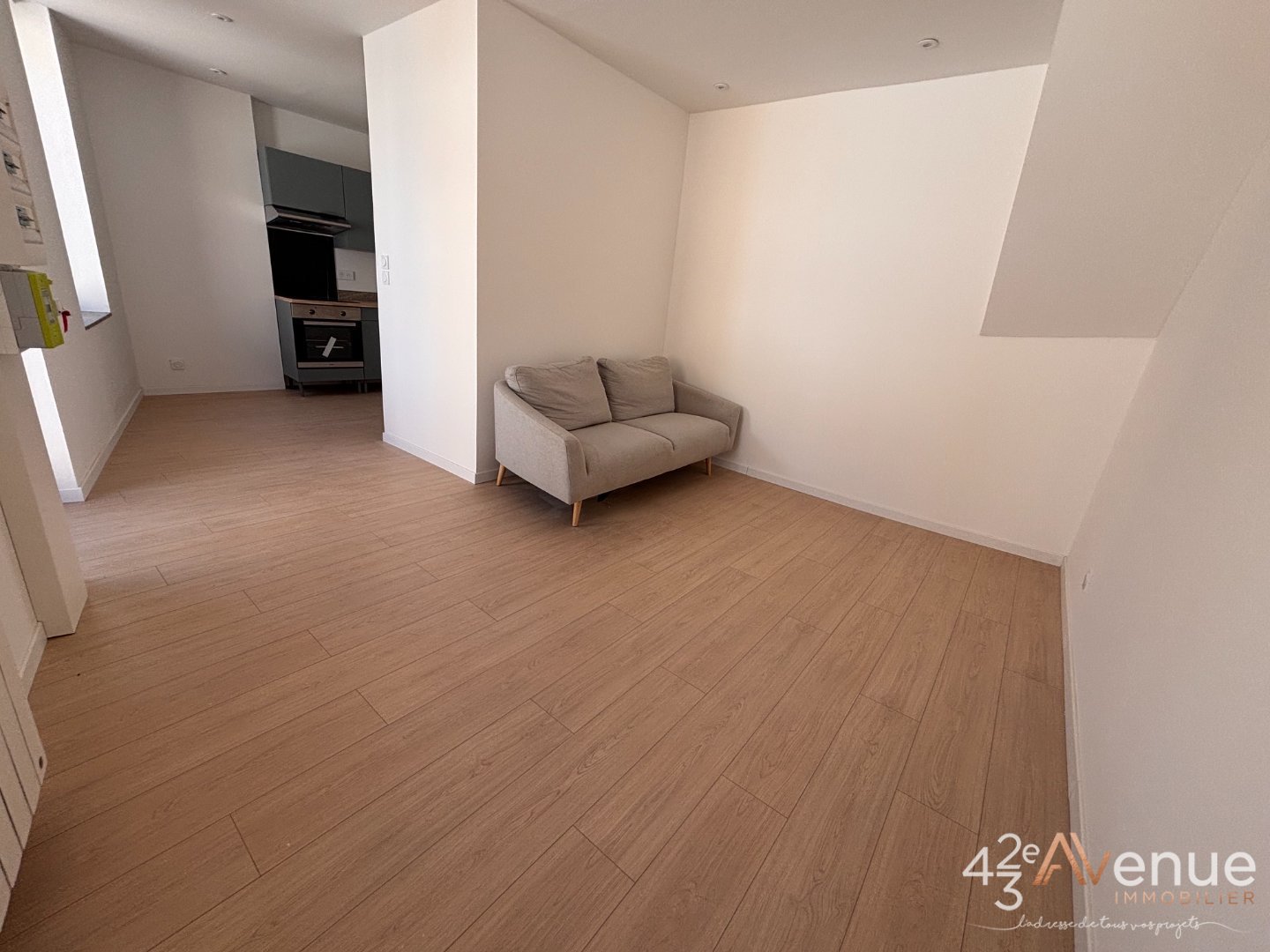 Appartement T2 entièrement rénové A LOUER - BAS EN BASSET - 40.29 m2 - 490 &euro; charges comprises par mois
