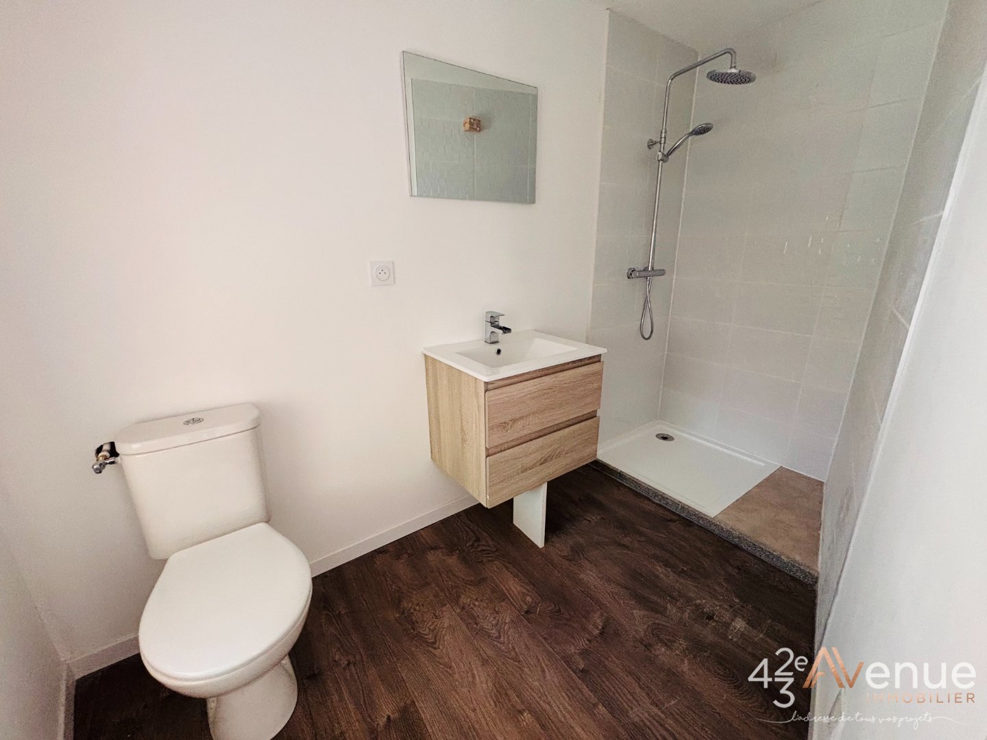 Appartement T2 entièrement rénové A LOUER - BAS EN BASSET - 40.29 m2 - 490 &euro; charges comprises par mois