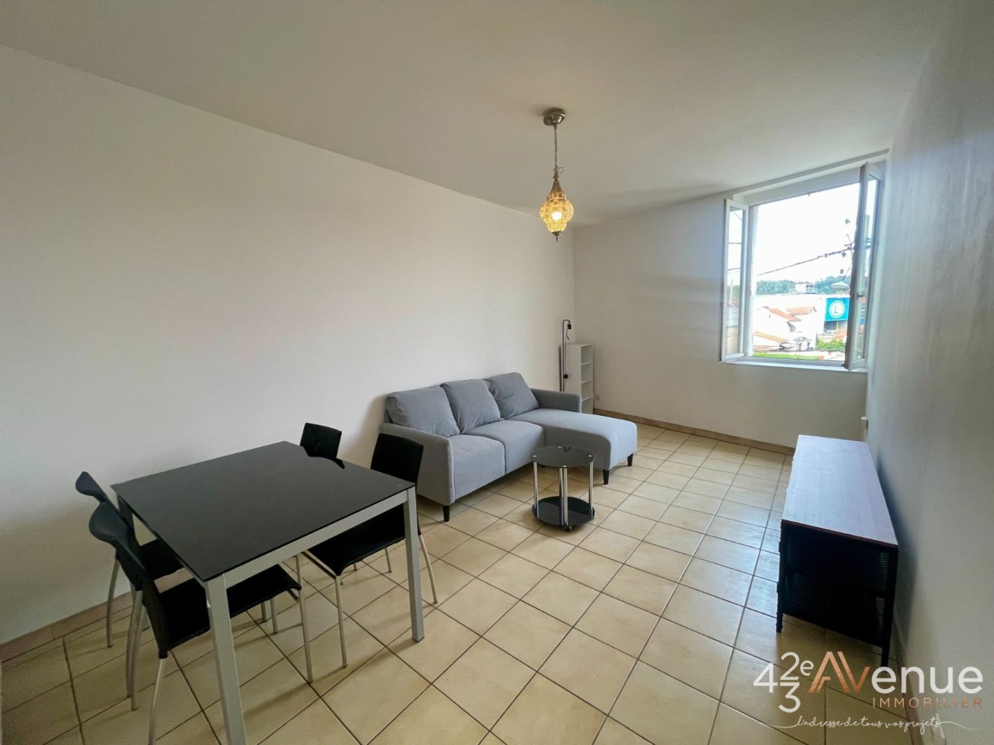 APPARTEMENT T2 A LOUER - FIRMINY - 38.99 m2 - 450€ charges comprises par mois