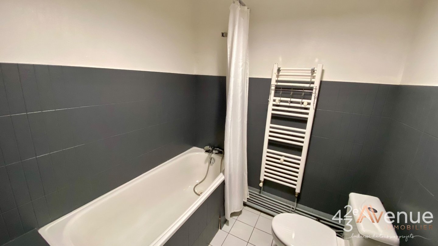 APPARTEMENT T2 A LOUER - FIRMINY - 44.54 m2 - 450€ charges comprises par mois