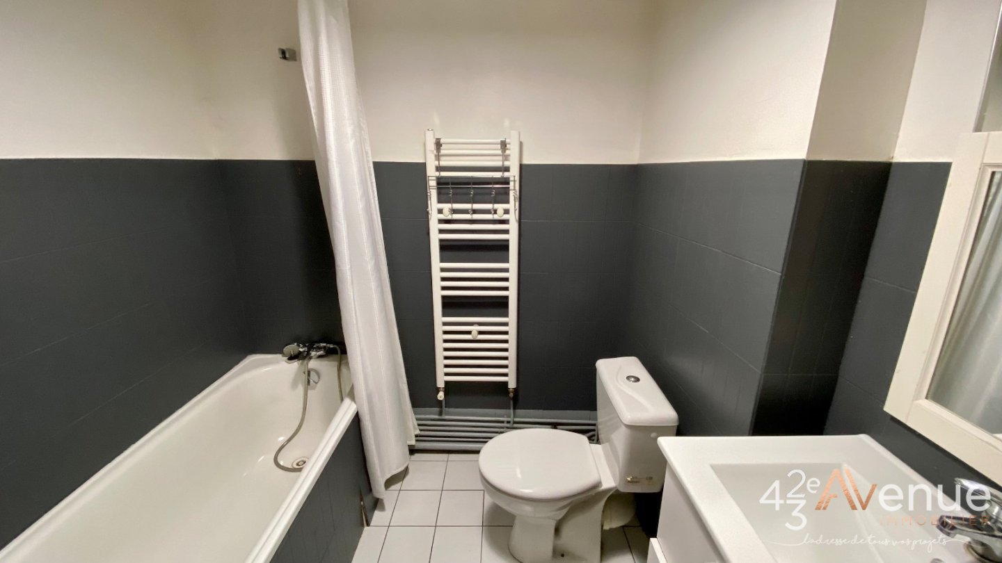 APPARTEMENT T2 A LOUER - FIRMINY - 44.54 m2 - 450€ charges comprises par mois