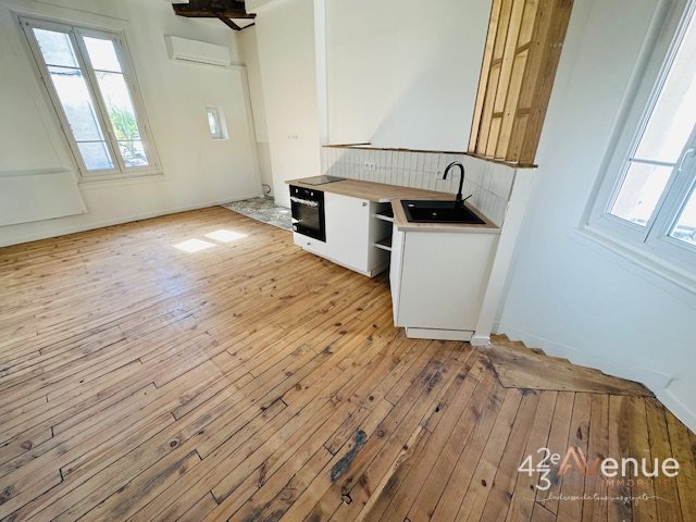 APPARTEMENT T2 A LOUER - ST CHAMOND GARE/HOPITAL - 57.17 m2 - 505�&euro; charges comprises par mois