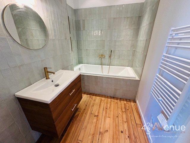 APPARTEMENT T2 A LOUER - ST CHAMOND GARE/HOPITAL - 57.17 m2 - 505�&euro; charges comprises par mois