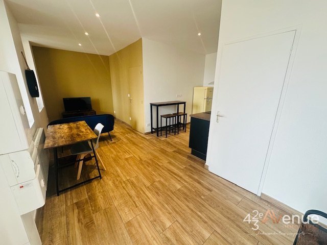 APPARTEMENT T2 - ST ETIENNE ALBERT THOMAS/URSULES - 33.39 m2 - LOU&Eacute;