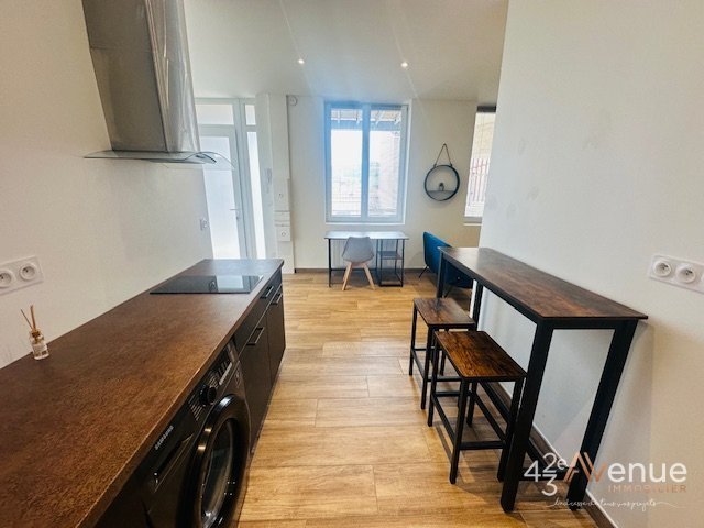 APPARTEMENT T2 - ST ETIENNE ALBERT THOMAS/URSULES - 33.39 m2 - LOU&Eacute;