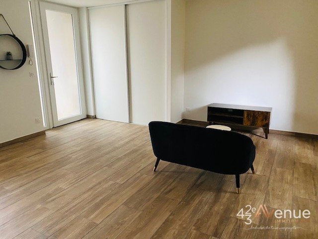 T2 Semi-Meublé A LOUER - ST ETIENNE ALBERT THOMAS/URSULES - 39.12 m2 - 500 &euro; charges comprises par mois