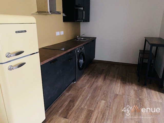 T2 Semi-Meublé A LOUER - ST ETIENNE ALBERT THOMAS/URSULES - 39.12 m2 - 500 &euro; charges comprises par mois
