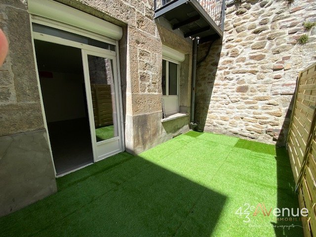 APPARTEMENT T2 A LOUER - ST ETIENNE BADOUILLERE - 44.2 m2 - 437€ charges comprises par mois