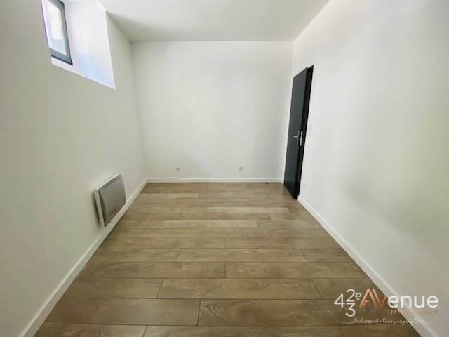 APPARTEMENT T2 A LOUER - ST ETIENNE BADOUILLERE - 44.2 m2 - 437€ charges comprises par mois