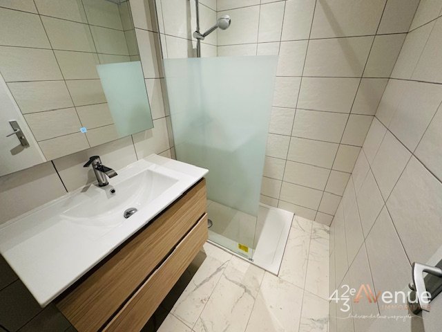 APPARTEMENT T2 - ST ETIENNE BELLEVUE/CENTRE DEUX - 42.84 m2 - LOU&Eacute;