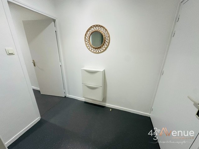 T2 Meublé A LOUER - ST ETIENNE BELLEVUE/SOLAURE/JOMAYERE - 46.7 m2 - 590 &euro; charges comprises par mois