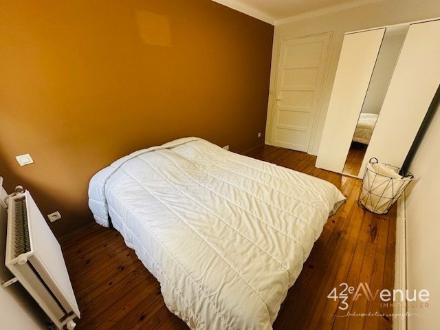 APPARTEMENT T2 A LOUER - ST ETIENNE BERGSON - 54.58 m2 - 545 &euro; charges comprises par mois
