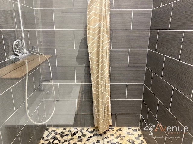 APPARTEMENT T2 - ST ETIENNE CARNOT/CITE DESIGN - 35.13 m2 - LOUÉ