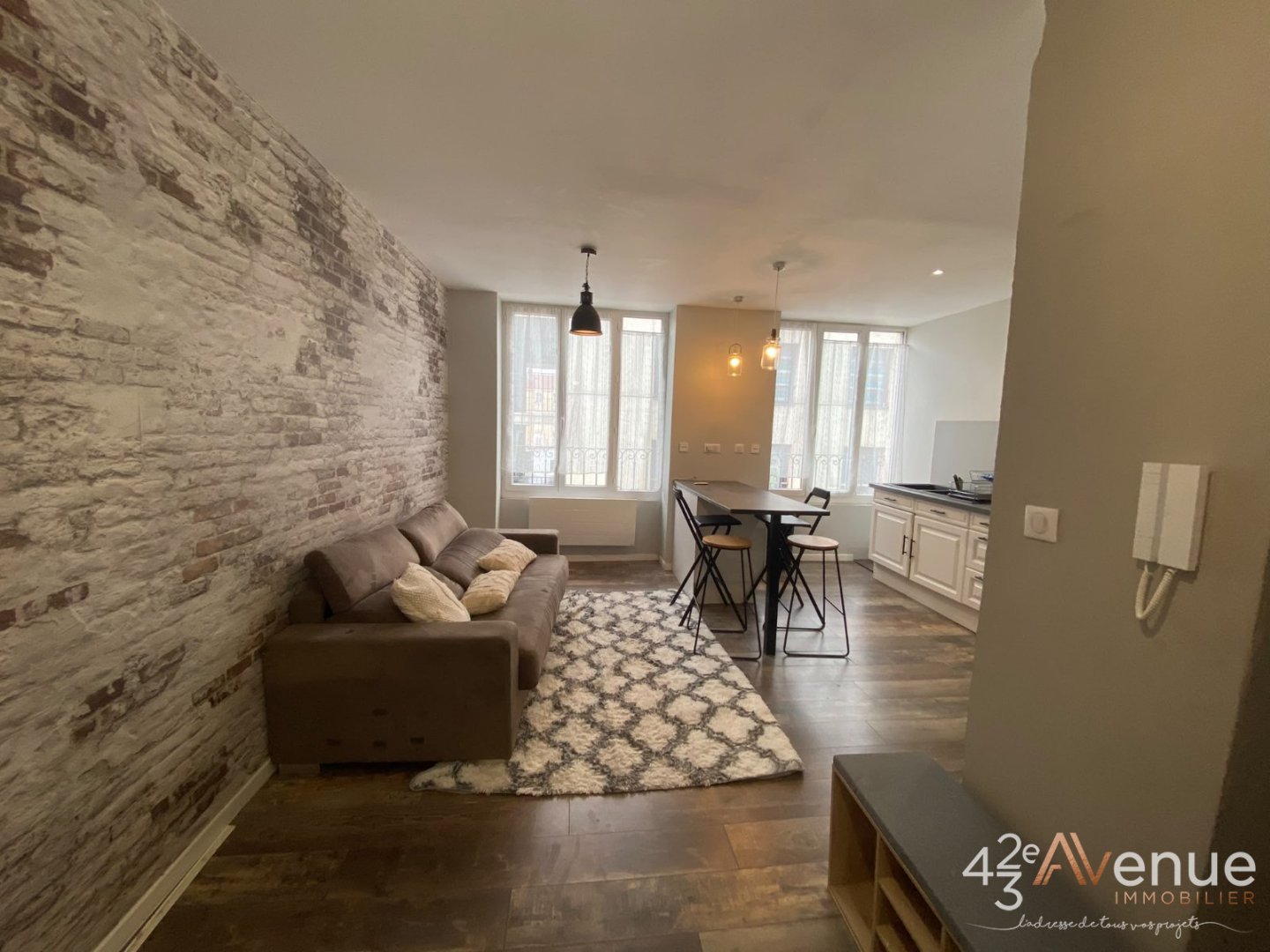 APPARTEMENT T2 A LOUER - ST ETIENNE CARNOT/JEAN JAURES/JACQUARD - 46.41 m2 - 460 &euro; charges comprises par mois