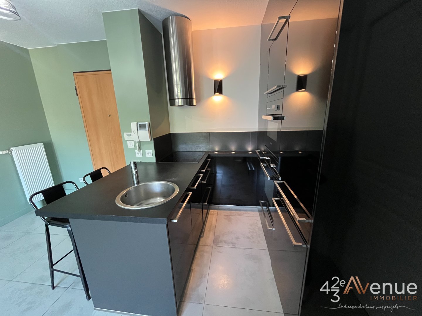 APPARTEMENT T2 - ST ETIENNE CARNOT - 38.05 m2 - LOU&Eacute;