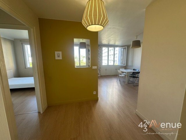 APPARTEMENT T2 A LOUER - ST ETIENNE CENTRE II  / TREFILERIE - 46.22 m2 - 515 &euro; charges comprises par mois