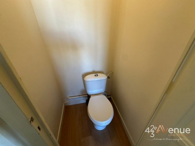 APPARTEMENT T2 A LOUER - ST ETIENNE CENTRE II  / TREFILERIE - 46.22 m2 - 515 &euro; charges comprises par mois