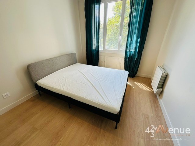 T2 Meublé A LOUER - ST ETIENNE CENTRE II  / TREFILERIE - 46.75 m2 - 515 &euro; charges comprises par mois