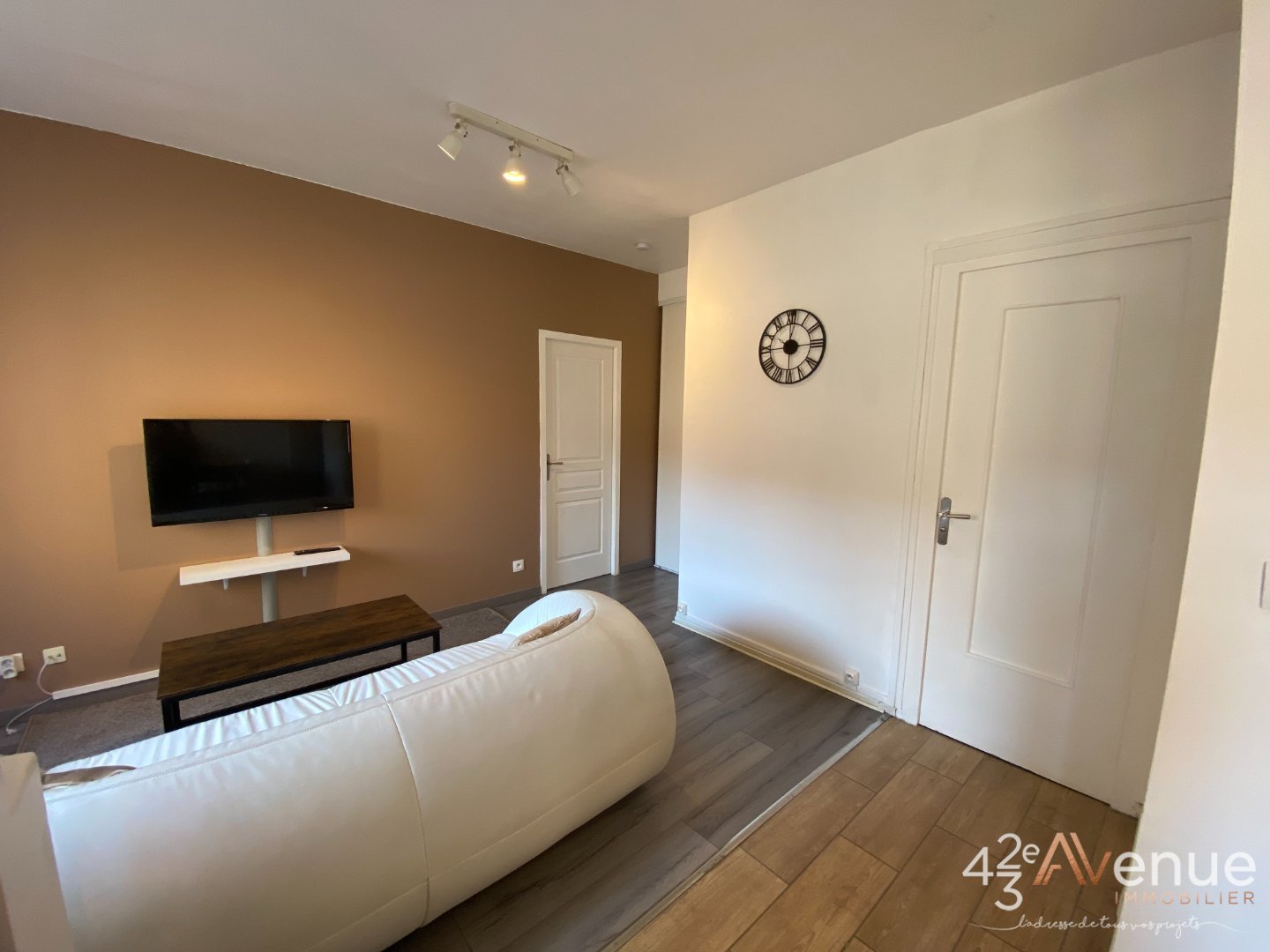 APPARTEMENT T2 A LOUER - ST ETIENNE CENTRE/TREFILERIE - 45.45 m2 - 625 &euro; charges comprises par mois