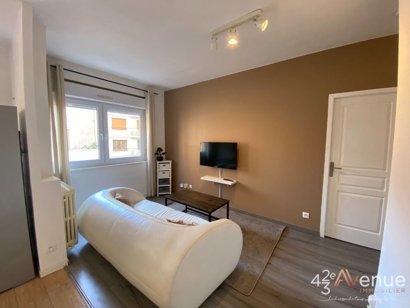 APPARTEMENT T2 A LOUER - ST ETIENNE CENTRE/TREFILERIE - 45.45 m2 - 625 &euro; charges comprises par mois
