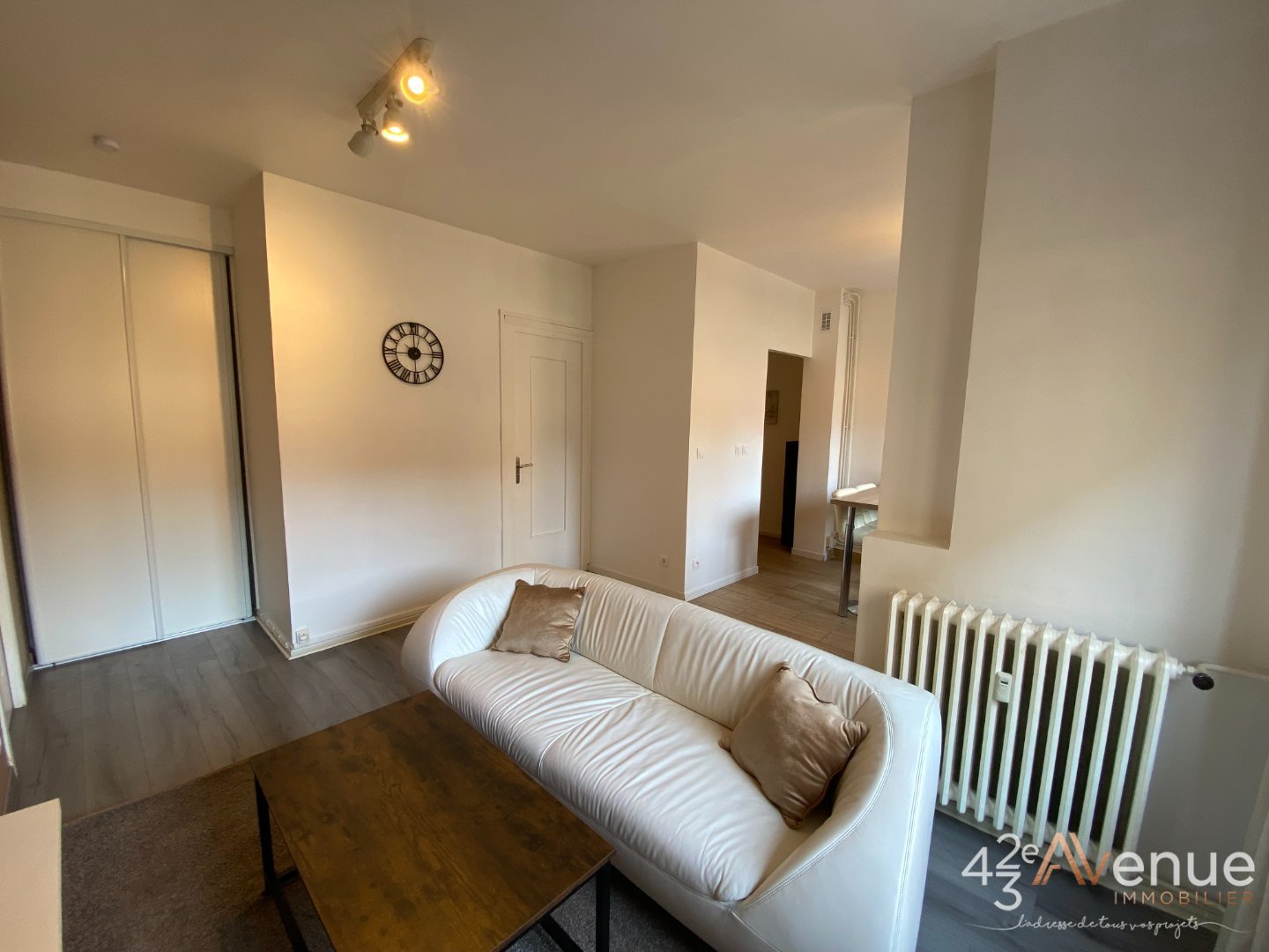 APPARTEMENT T2 A LOUER - ST ETIENNE CENTRE/TREFILERIE - 45.45 m2 - 625 &euro; charges comprises par mois