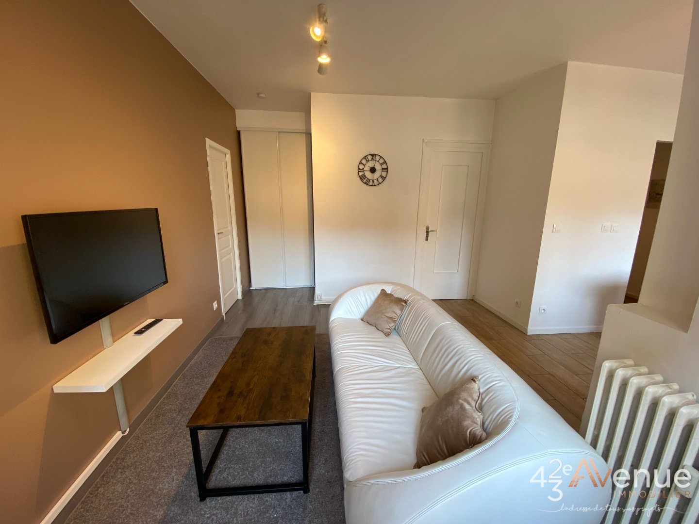 APPARTEMENT T2 A LOUER - ST ETIENNE CENTRE/TREFILERIE - 45.45 m2 - 625 &euro; charges comprises par mois
