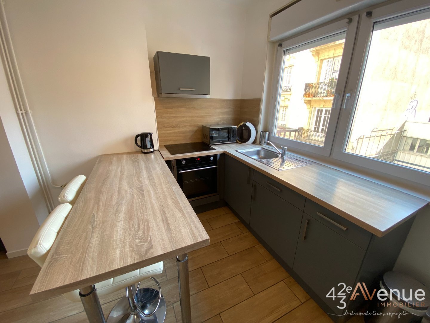 APPARTEMENT T2 A LOUER - ST ETIENNE CENTRE/TREFILERIE - 45.45 m2 - 625 &euro; charges comprises par mois