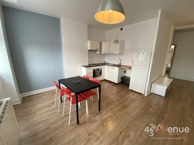 APPARTEMENT T2 A LOUER - ST ETIENNE CENTRE VILLE - 55.04 m2 - 502 &euro; charges comprises par mois