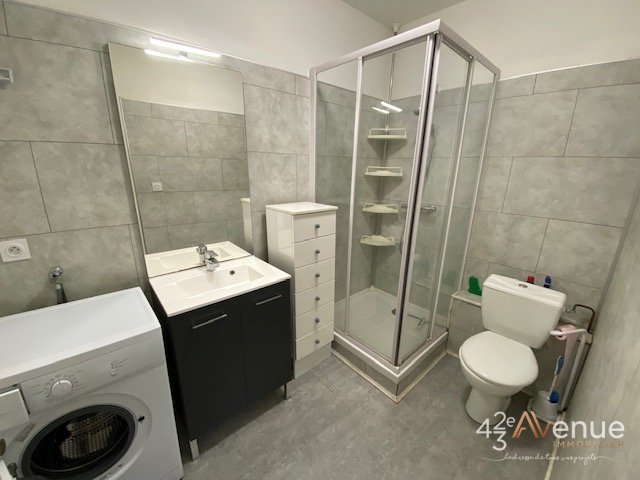 APPARTEMENT T2 A LOUER - ST ETIENNE CENTRE VILLE - 55.04 m2 - 502 &euro; charges comprises par mois