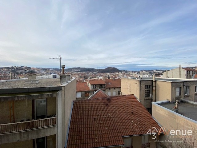 APPARTEMENT T2 A LOUER - ST ETIENNE CENTRE VILLE - 55.04 m2 - 502 &euro; charges comprises par mois