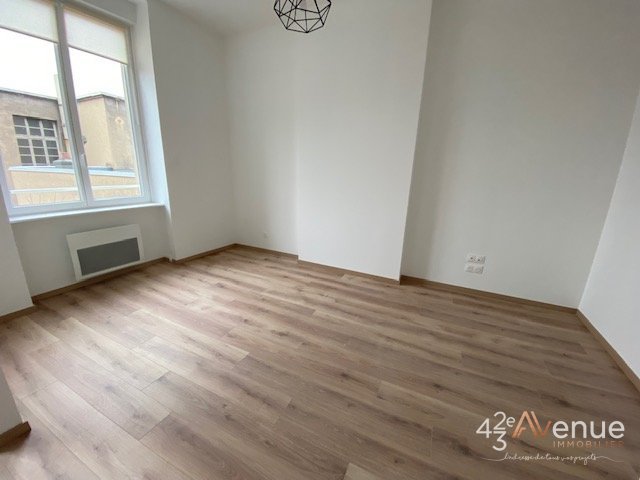 APPARTEMENT T2 - ST ETIENNE CENTRE VILLE - 54.13 m2 - LOUÉ