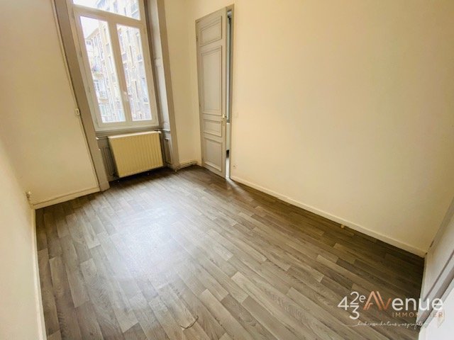 APPARTEMENT T2 A LOUER - ST ETIENNE CENTRE VILLE/REPUBLIQUE/FOURNEYRON - 43.95 m2 - 482 &euro; charges comprises par mois
