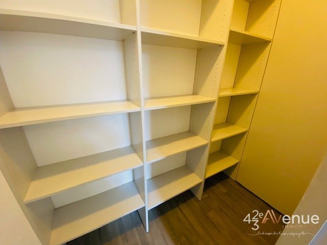 APPARTEMENT T2 A LOUER - ST ETIENNE CENTRE VILLE/REPUBLIQUE/FOURNEYRON - 43.95 m2 - 482 &euro; charges comprises par mois