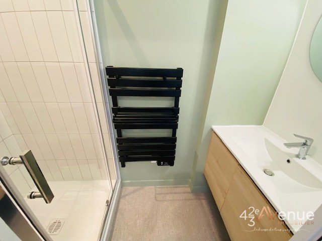 APPARTEMENT T2 - ST ETIENNE CHATEAUCREUX/FOURNEYRON - 28.2 m2 - LOU&Eacute;