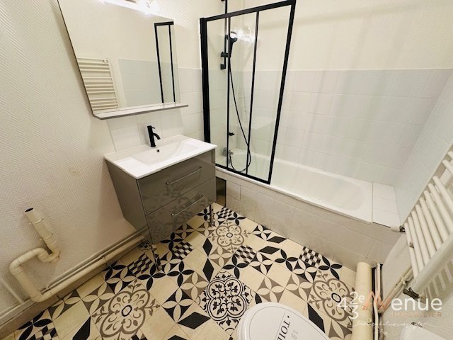 APPARTEMENT T2 - ST ETIENNE Chavanelle/Bas Fauriel - 45.83 m2 - LOUÉ