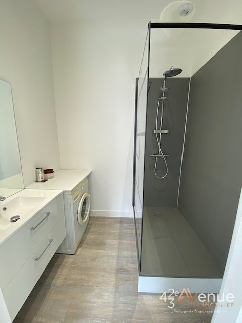 APPARTEMENT T2 A LOUER - ST ETIENNE CHAVANELLE/MARTYR DE VINGRE - 55.35 m2 - 655�&euro; charges comprises par mois